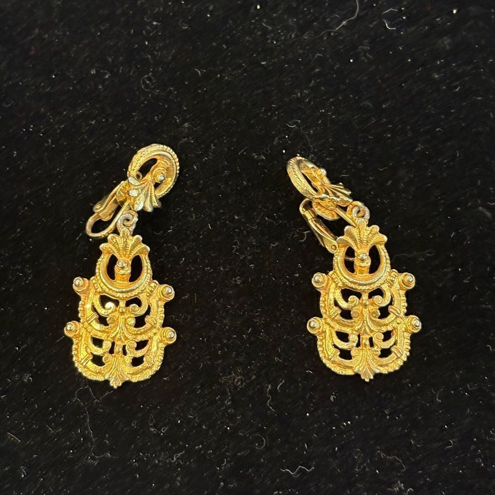 VTG Florenza Gold Filigree Earrings Lightweight